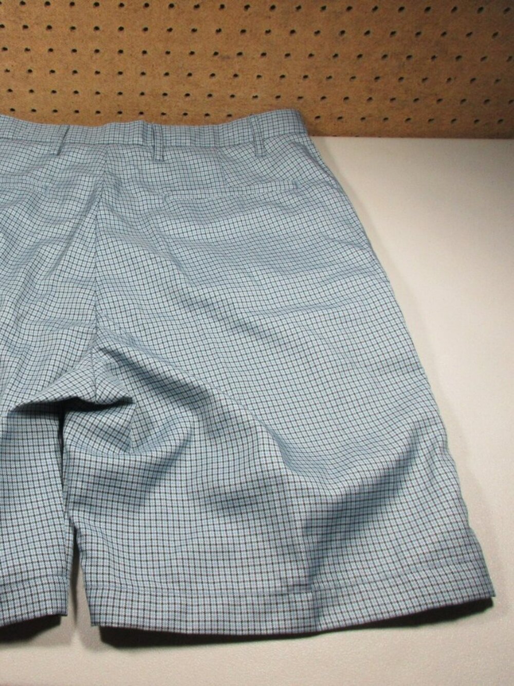 FENNEC mens black blue gray plaid golf shorts 36 EUC